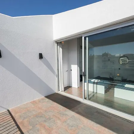 Sunny And Quiet Duplex Apartment