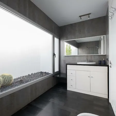 Διαμέρισμα Sunny And Quiet Duplex Μασπαλόμας